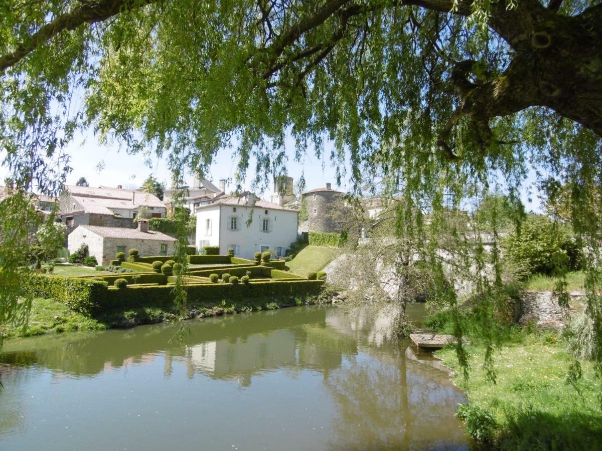 Alba Melusine Bed and Breakfast Vouvant Eksteriør billede