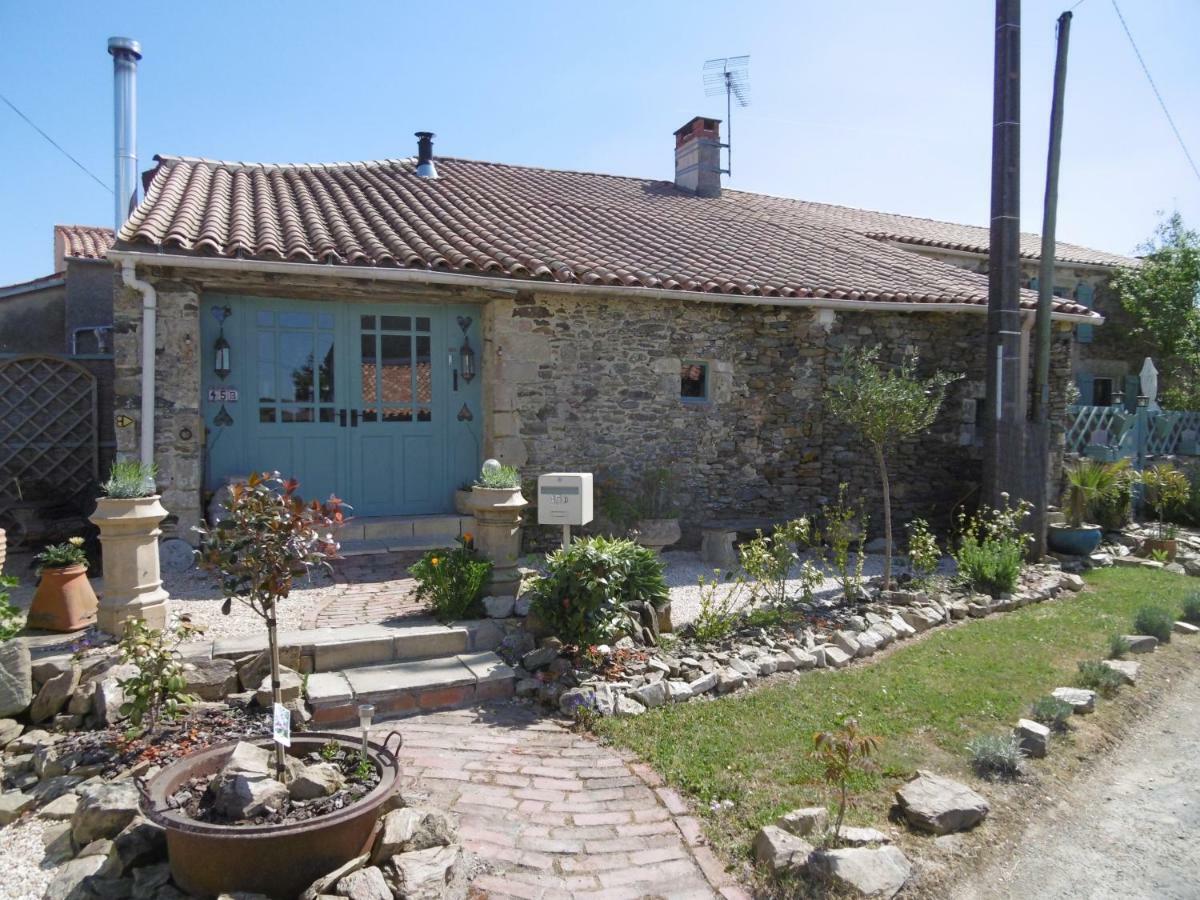 Alba Melusine Bed and Breakfast Vouvant Eksteriør billede